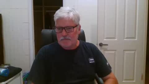 viper654321 online show from October 16, 7:49 am