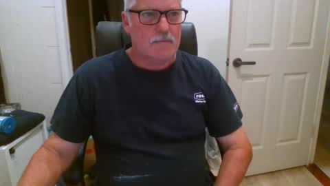 viper654321 online show from October 13, 7:25 am