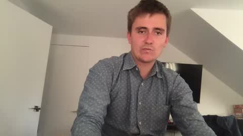virgn238387 online show from June 4, 11:53 pm