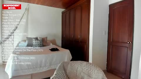 Vito Ferrer online show from April 11, 3:15 pm