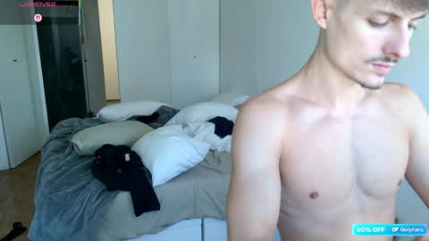 vitoraugustoxxx online show from April 1, 12:40 pm