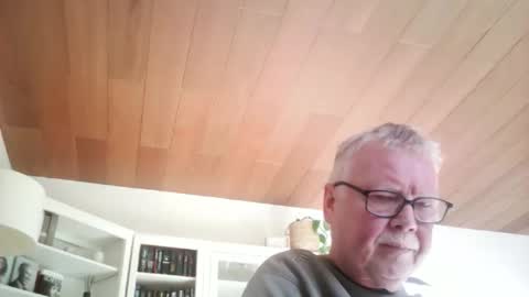 volkeronly online show from March 2, 12:34 pm