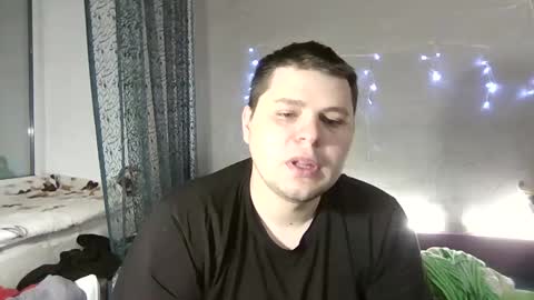 Snapshot of volshebnik_130 chatting on January 17, 3:53 pm Volshebnik1302 online show from January 17, 3:53 pm