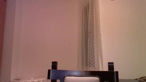 volve5 online show from December 22, 9:01 pm