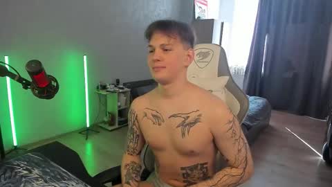 vova online show from March 21, 10:41 am