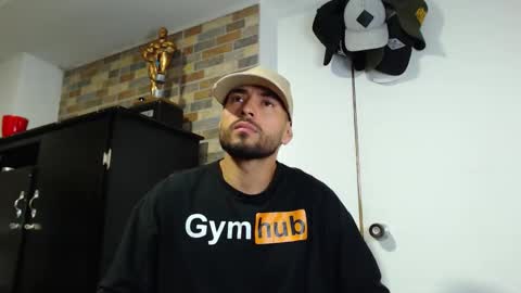 WALTER BROWN  online show from December 20, 7:21 pm