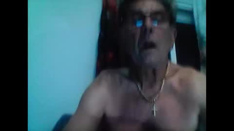 wanker1565 online show from May 2, 10:12 pm