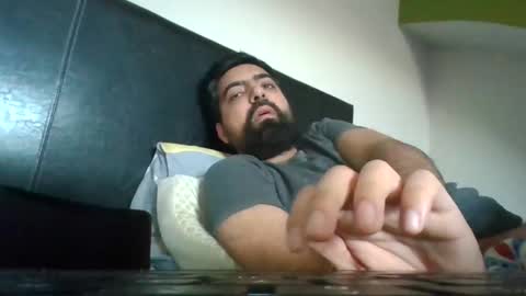 wankistani11 online show from December 14, 12:44 pm