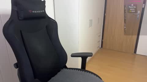 new online show from March 8, 7:45 am