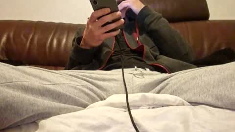 Wantclitt online show from December 9, 1:18 am