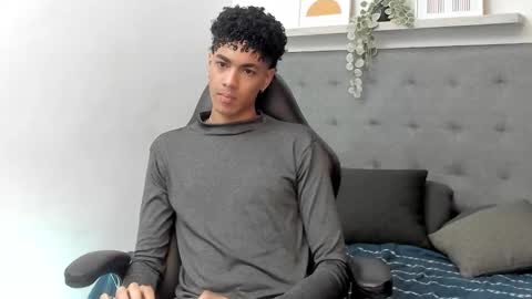 WES online show from February 3, 2:55 pm