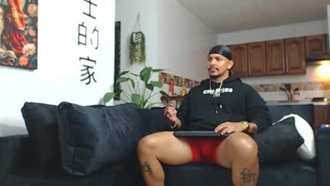 Wesley Rogger online show from March 24, 1:44 am