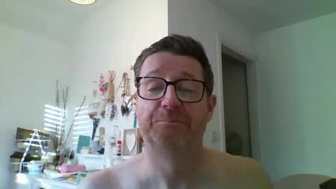 wheelbarrow70 online show from April 18, 6:09 pm