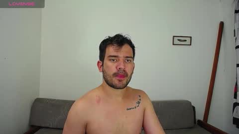 Dylan white online show from January 10, 7:54 pm