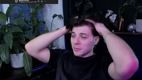 Gus online show from January 11, 10:02 pm