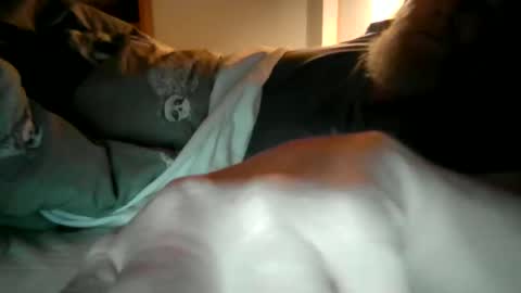 Snapshot of whitepantieman chatting on January 7, 11:33 am whitepantieman online show from January 7, 11:33 am