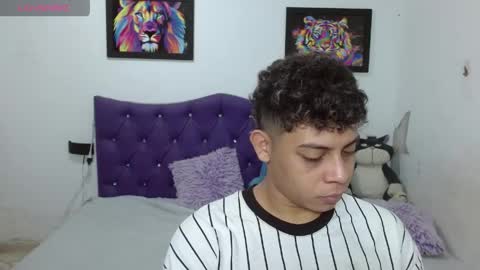 wiilliam online show from April 21, 2:23 pm