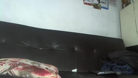 Snapshot of wilfer484725 chatting on March 7, 12:01 pm wilfer online show from March 7, 12:01 pm