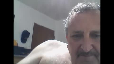 wihob26 online show from January 26, 8:14 am