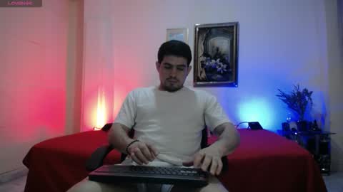 william_steel_ online show from March 15, 12:35 pm