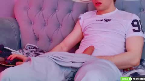 William online show from May 18, 4:07 am