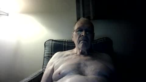 Snapshot of willnedoher chatting on September 23, 12:04 pm Willhedoher online show from September 23, 12:04 pm