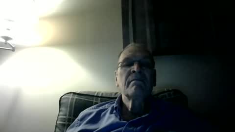 Snapshot of willnedoher chatting on December 9, 1:04 pm Willhedoher online show from December 9, 1:04 pm