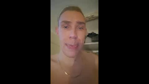 willywanka69696966 online show from April 10, 6:26 pm