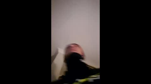 willywanka69696966 online show from April 11, 8:51 am