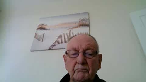 Snapshot of windy19391a chatting on October 27, 9:44 am windy19391a online show from October 27, 9:44 am