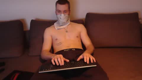 wolf021221 online show from April 8, 8:36 am