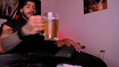 wolferatus online show from March 29, 9:59 pm