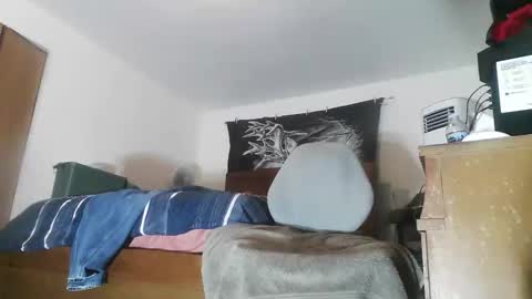 wolfman79 online show from March 24, 10:42 am