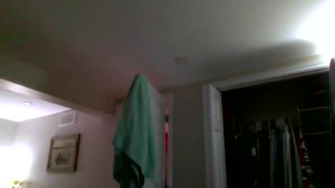 woodeee77 online show from February 9, 4:17 am