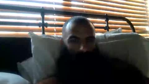 woof_wolf37 online show from February 3, 3:28 pm