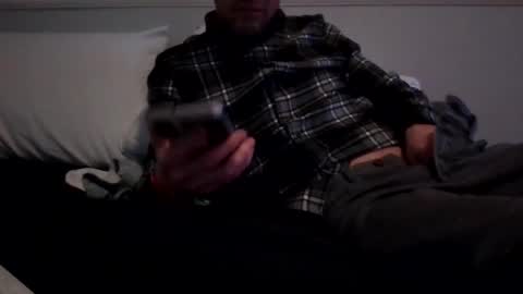 Snapshot of woofwolfxix chatting on March 7, 3:08 am woofwolfxix online show from March 7, 3:08 am