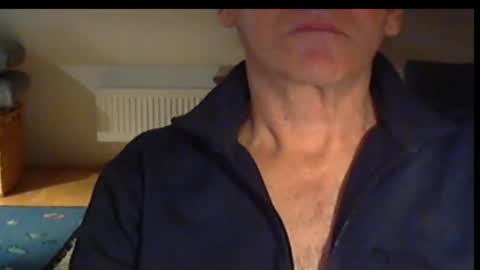 Wuki online show from November 9, 10:58 pm