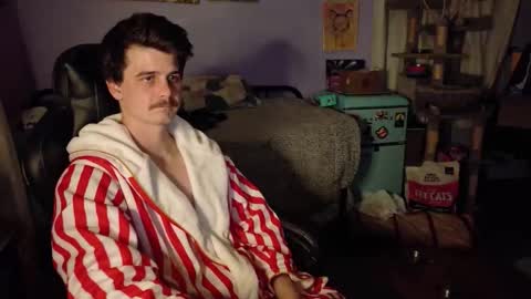 Wyatt online show from November 2, 3:33 am