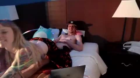 xd808xd online show from April 14, 10:48 am