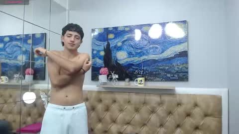 xebastwink online show from April 14, 9:14 pm