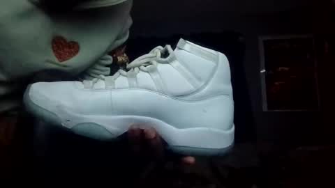 xloli online show from April 4, 10:23 am