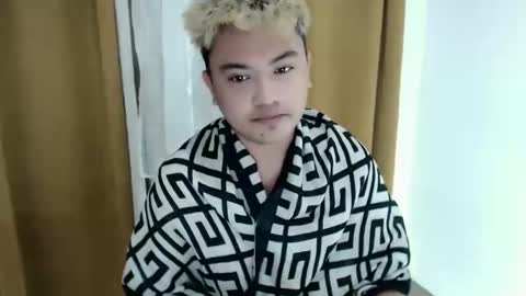 Loyd online show from February 17, 8:08 pm