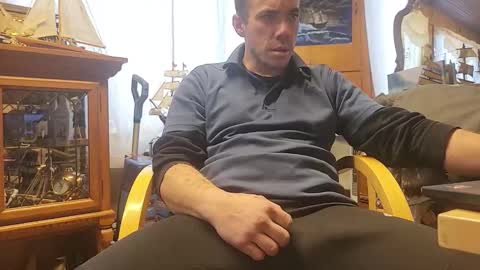 xxScubaStevexx online show from February 10, 1:16 pm