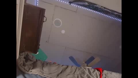 Xzbib online show from December 16, 11:01 am