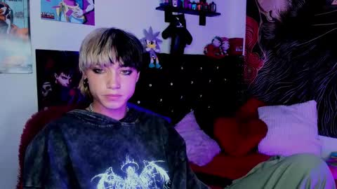 xzerox_ online show from December 16, 10:06 pm