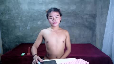 YANNA online show from May 25, 4:46 pm