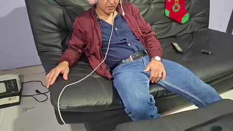 Hazzan online show from November 26, 6:00 pm