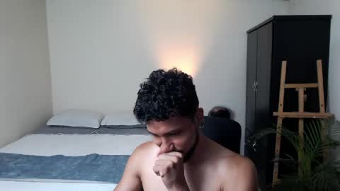 yeff online show from May 26, 1:23 am