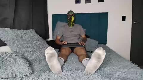 yeisongomezz online show from October 15, 11:01 pm