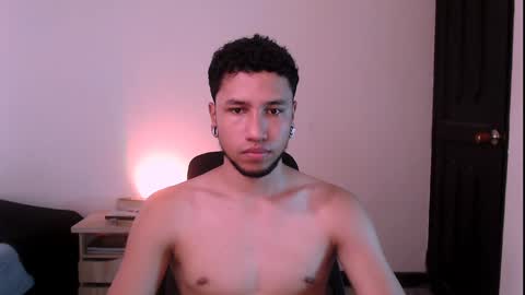 Yeff ind. model  online show from January 31, 6:25 pm